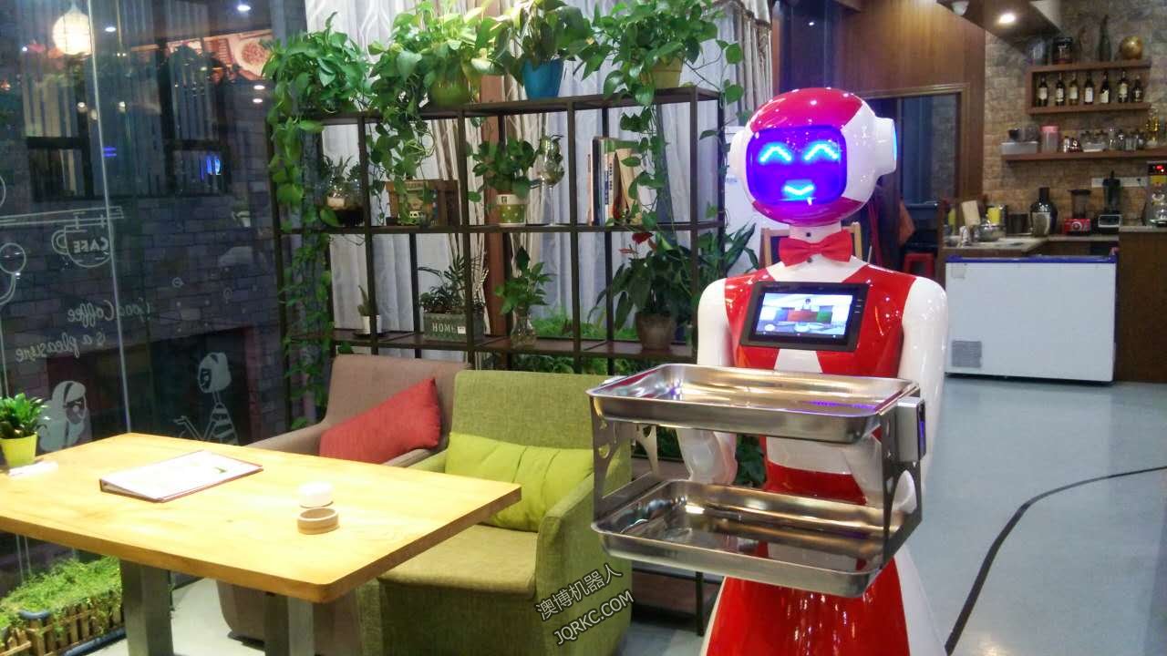 商业服务机器人正在为大家服务